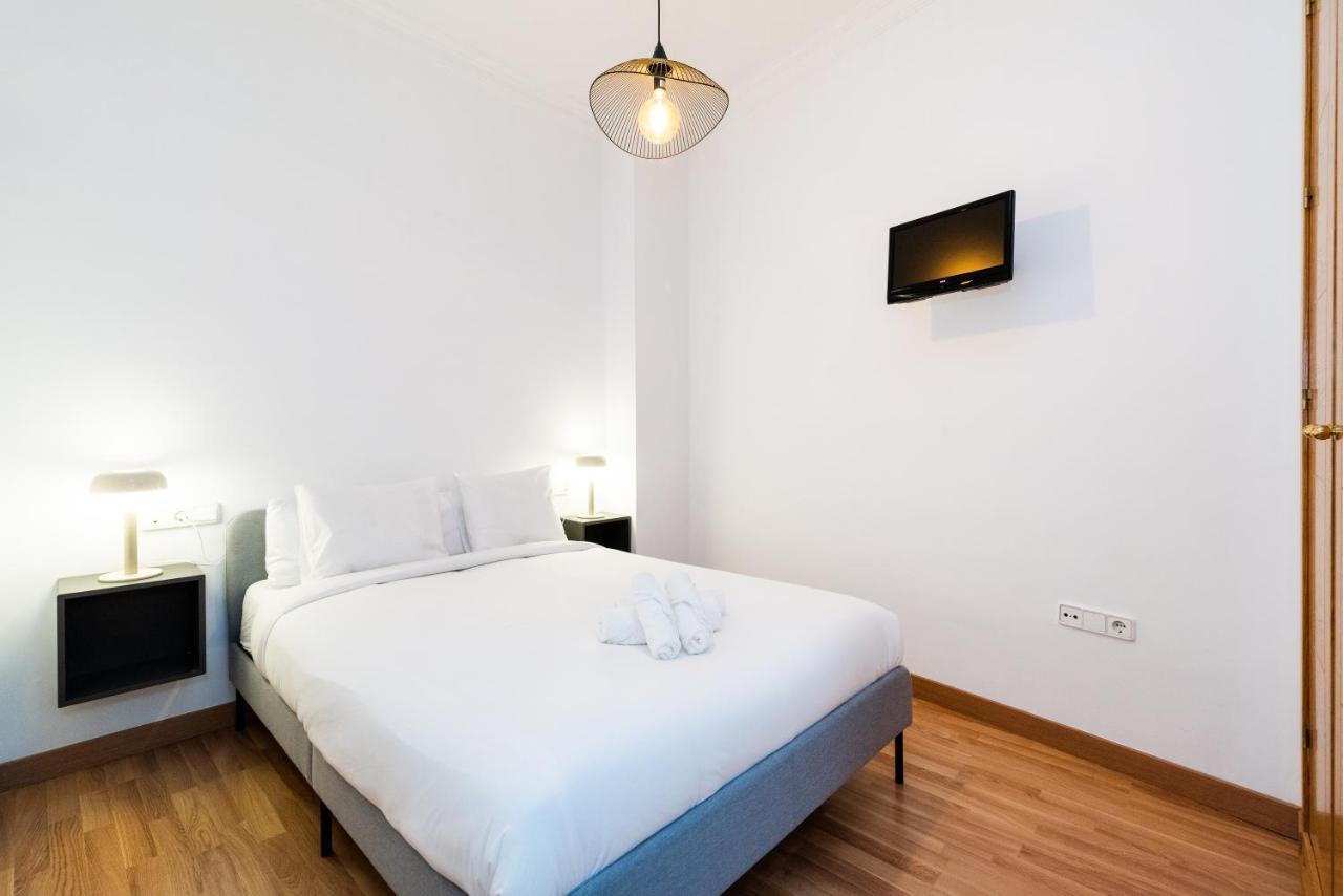 Piso Junto A Mercado De San Agustin Y Catedral En Appartement